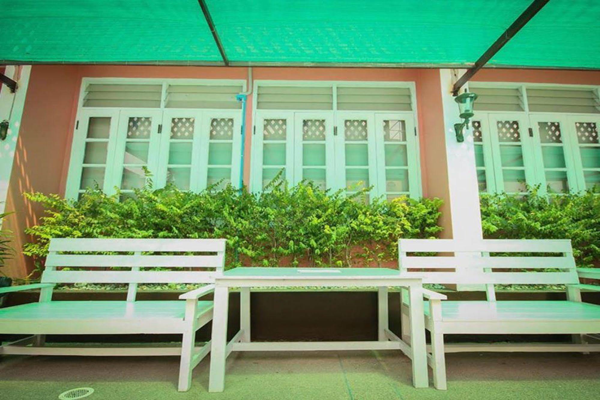 Waratee Spa Resort Villa Μπανγκόκ Εξωτερικό φωτογραφία